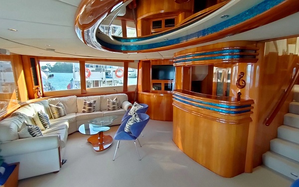 Аренда моторного тримарана Pachoud 86 Power Catamaran на Пхукете